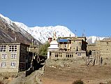 05 Khangsar 3745m With La Grande Barriere Ahead On Trek To Tilicho Tal Lake